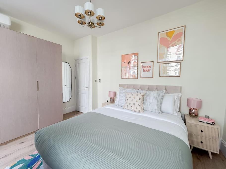 Stylish And 1 Bedroom London