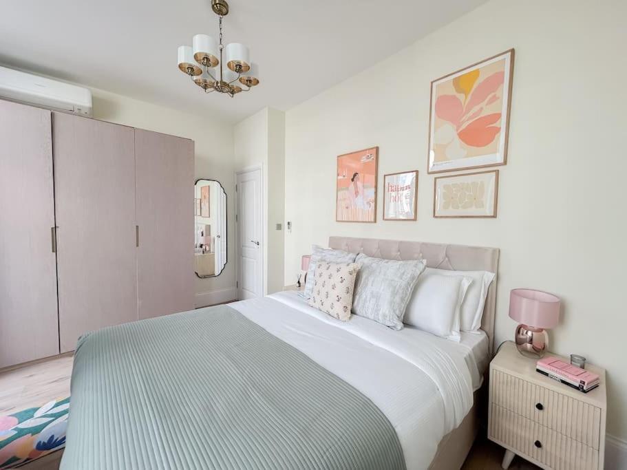 Apartment Stylish And 1 Bedroom *