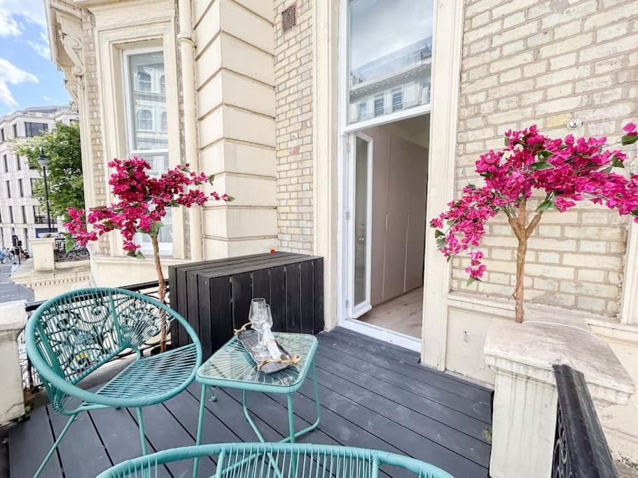 Stylish And 1 Bedroom