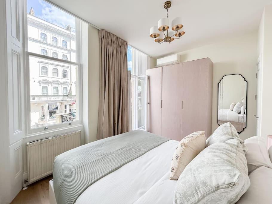 Stylish And 1 Bedroom