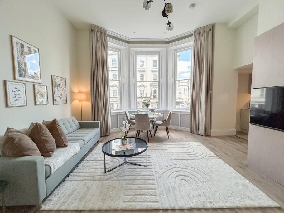 Stylish And 1 Bedroom London